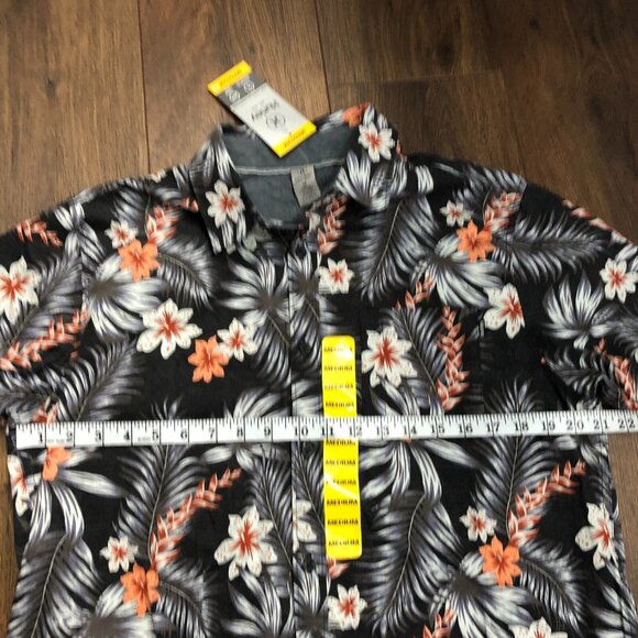 Hurley Men's Short Sleeve Button Up Size M Hawaiian Woven Patio Shirt LOT OF 2 - Picture 6 of 9